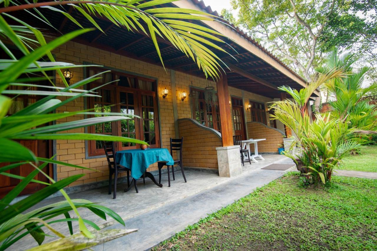 Dandelion - Unawatuna Extérieur photo